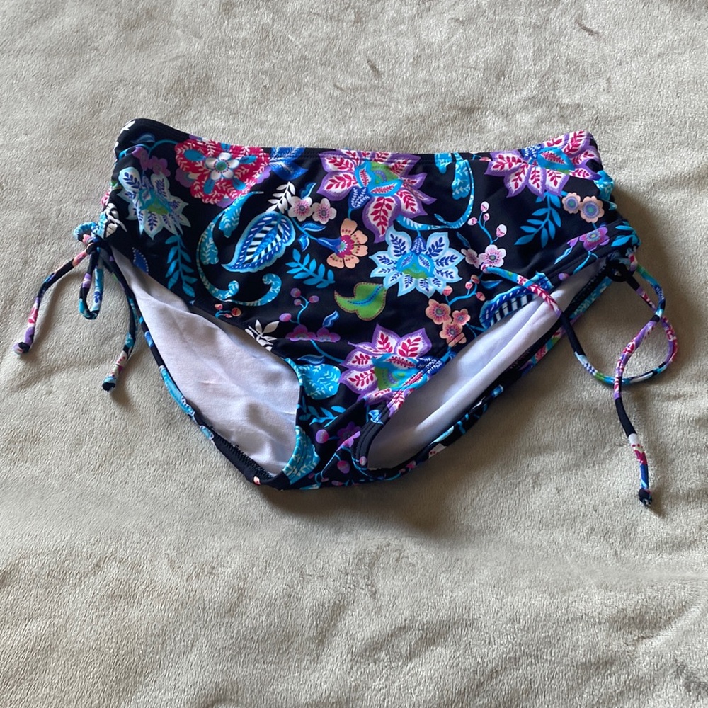 Brand new bathing suit bottom